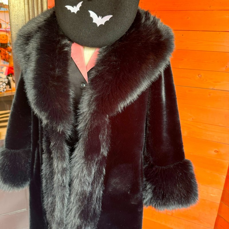 <img class='new_mark_img1' src='https://img.shop-pro.jp/img/new/icons15.gif' style='border:none;display:inline;margin:0px;padding:0px;width:auto;' />Marlene faux Fur Coat