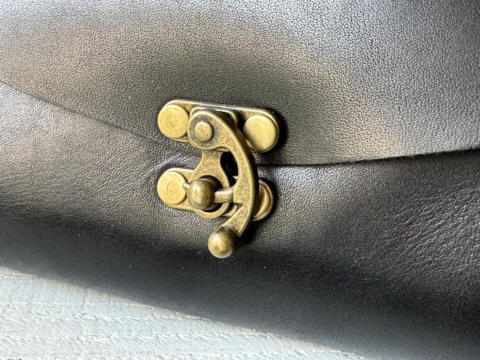 ヌメ革ショルダーポーチ | fave L | 国産 - カレイドスコヲプ ヌメ革ショルダーポーチ | fave L | 国産 - カレイドスコヲプ