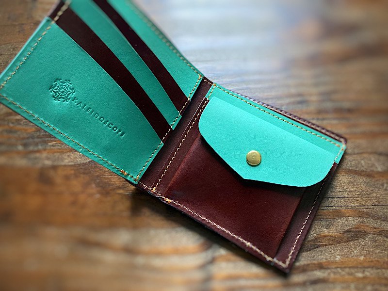 【受注製作（納期約1ヶ月）】国産ヌメ革の二つ折財布（チョコミント）