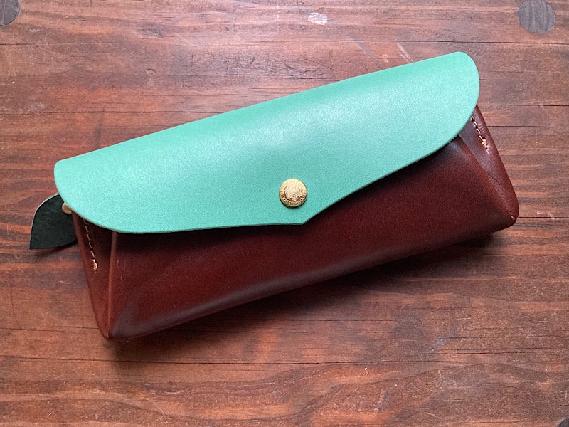 封筒型の長財布『envelope』 - handmade order leathers KALEIDOSCOPE