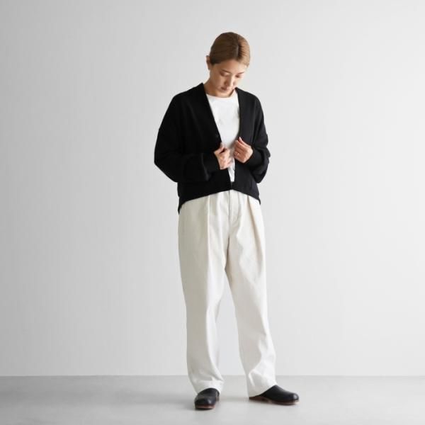 美品 HUIS. in house スウェット カーディガン 黒 huis fit=scale-down,w=1200