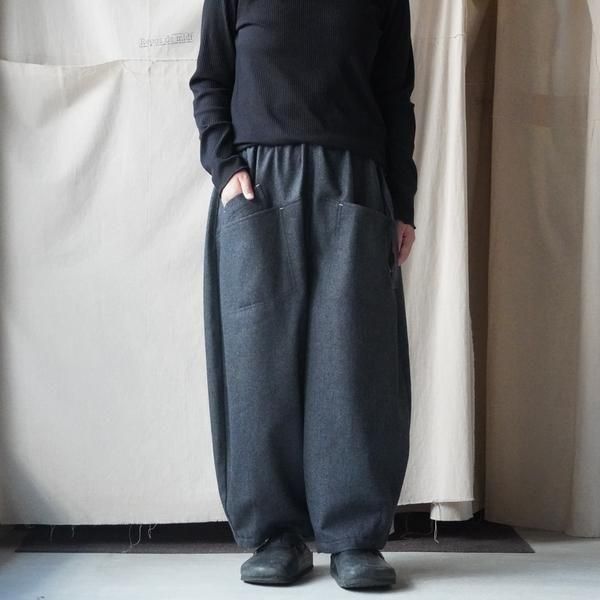 【美品・値下げ無し】GRINDLODGE コーデュロイパンツ 楽天市場】グラミチ GRAMICCI パンツ コーデュロイパンツ グラミチ