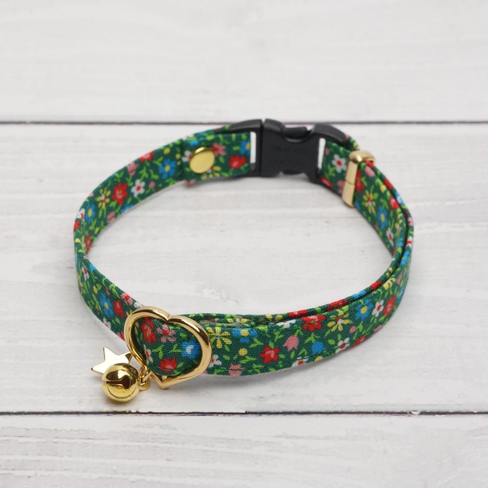 フラワー柄(グリーン②)わんちゃん猫ちゃん用襟つき首輪 猫 首輪 鈴付き ペット首輪 肉球 かわいい おしゃれ 可愛い 小型