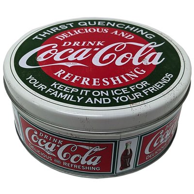 Coca Cola コカ・コーラ　キャニスター缶　ラウンドタイプ　（デリバリートラック）　■　アメリカン雑貨　アメリカ雑貨
