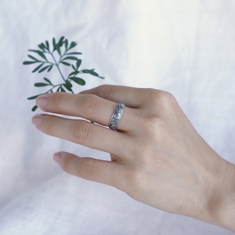 Sunflower ring