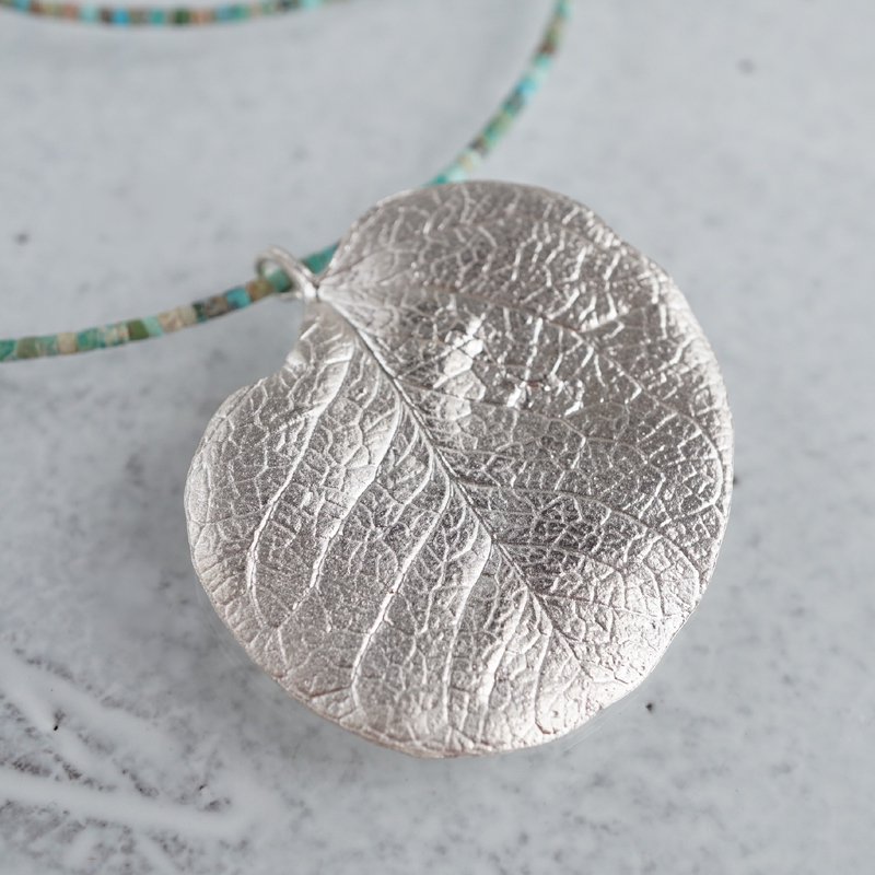 Eucalyptus leaf necklace