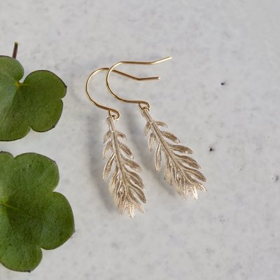 Daisy leaf earrings