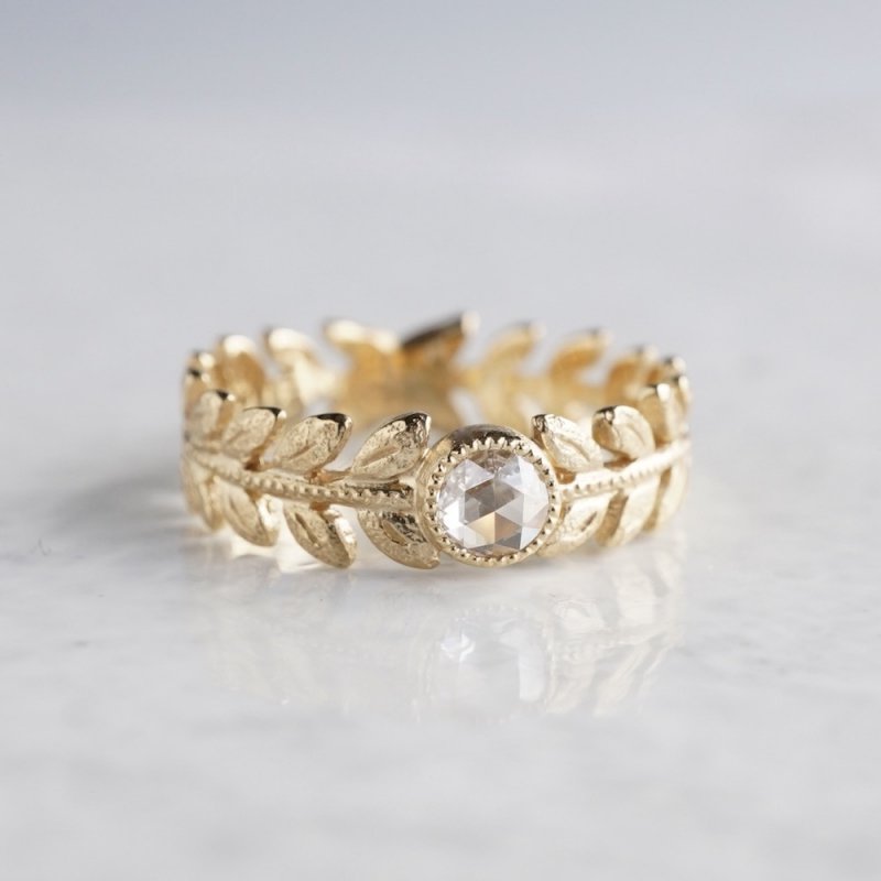 K18 Diamond rose leaf ring