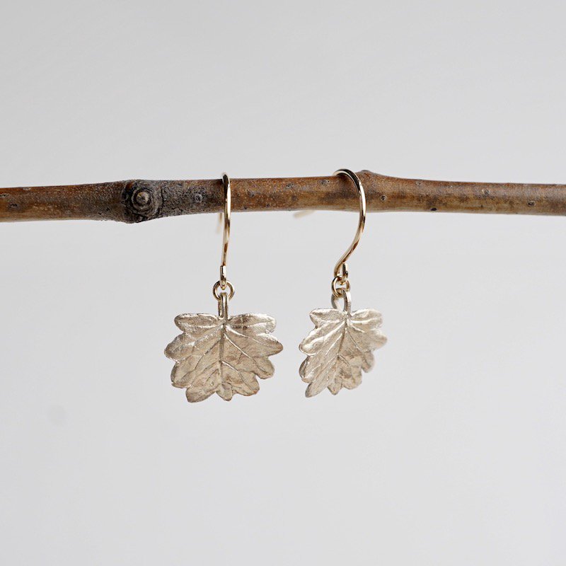 Barnet leaf earrings