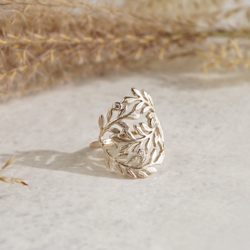 Foliage circle ring