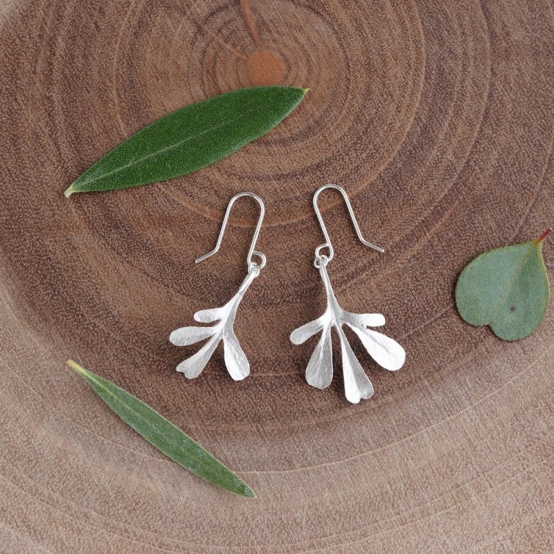 Rue leaf earrings 