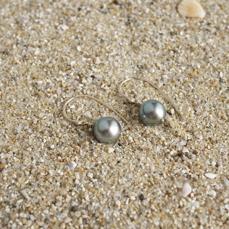 Baroque pearl earrings