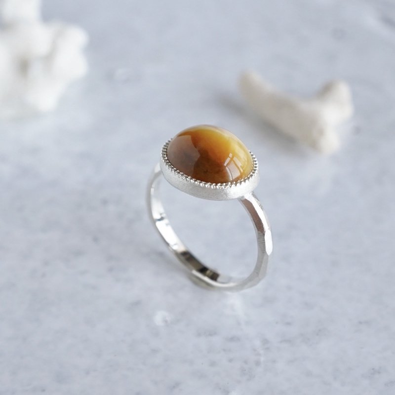 Tigers-eye ring