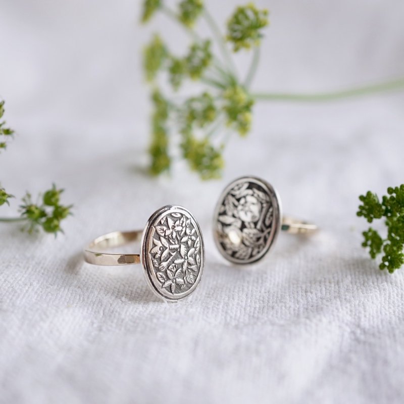 Pomegranate ring