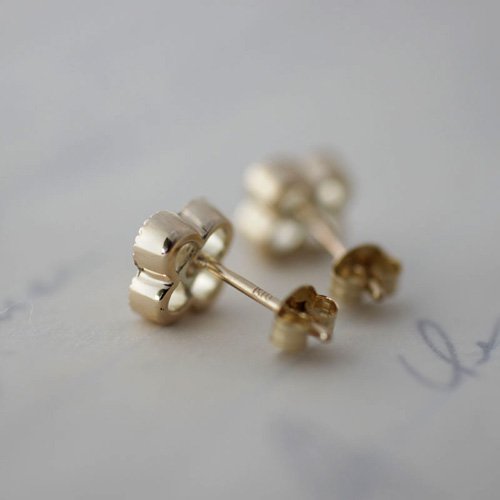 Frill earrings