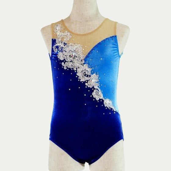 過去作品 - バトントワリング衣装「さくらレオタード」