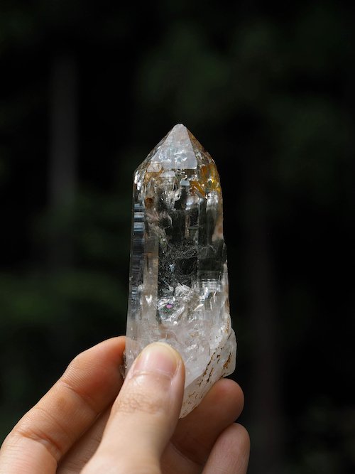 水晶原石（虹入り） 天然石ルース販売・STONES SPIRIT ストーンズ