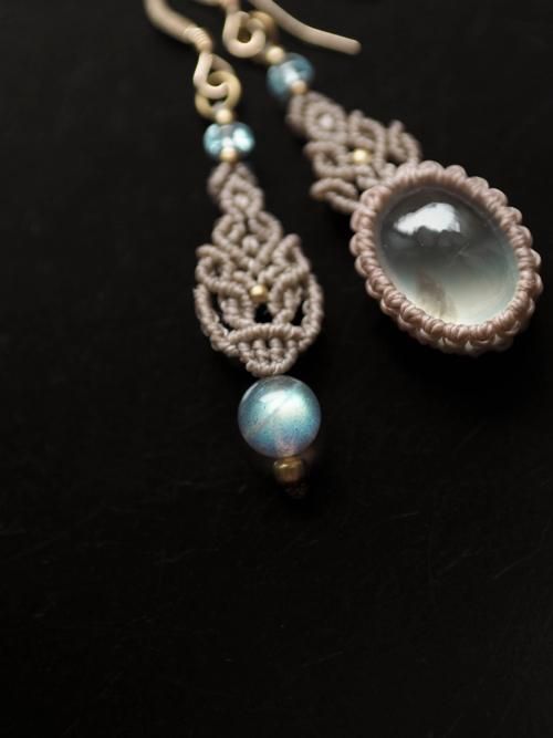 マクラメ編みピアス プレナイト（オーストラリア産） STONES SPIRIT