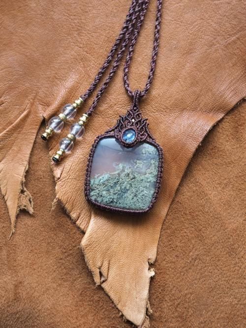 カイヤナイト ネパール産 ＊ マクラメペンダント ネックレス ⑨ カイヤナイト（ネパール産）水晶ポイント原石 （ブラジル産）マクラメ