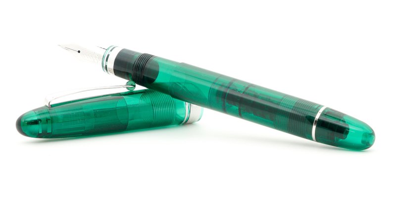 Omas Ogiva Vision Green Fountain Pen