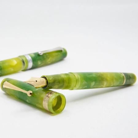 アルマンドシモーニクラブ 万年筆 スタジオ グリーングラスホッパー