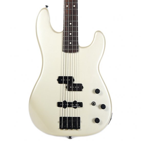 Fender Artist Series Duff McKagan Precision Bass Pearl White