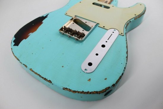 高級パーツRaw vintage等付属 ワーモス Warmoth ストラトボディ-