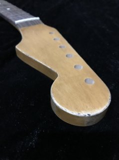 ALLPARTS製Fenderフェンダーストラトキャスター9.5C レリック加工　ローズウッド　ヴィンテージ ギターネック