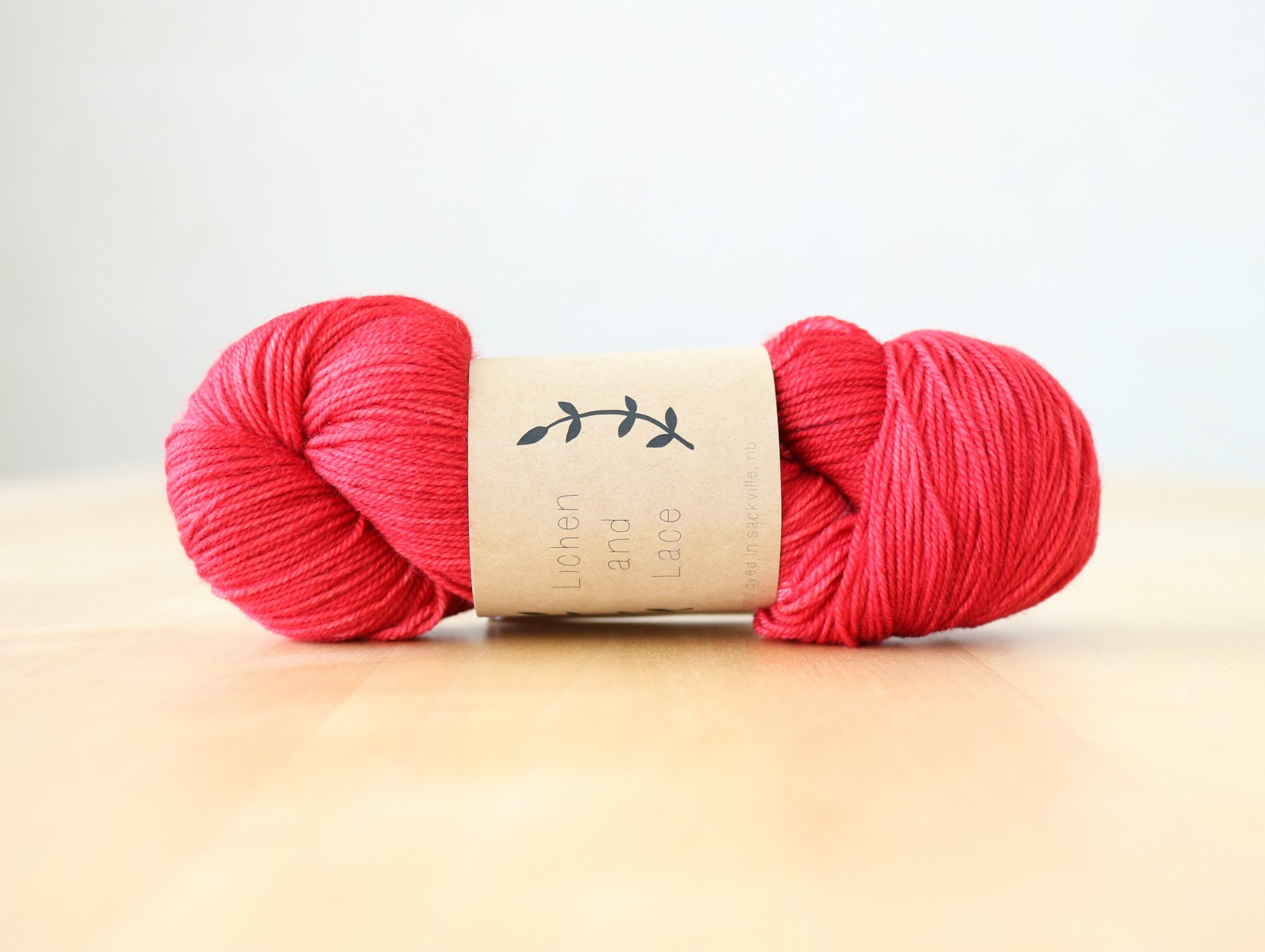 【Lichen and Lace】<br>80/20 Sock<br>poppy