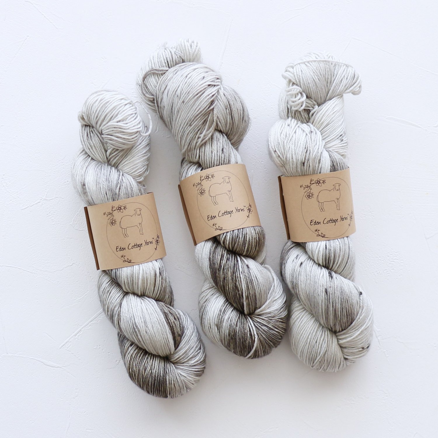 Eden Cottage Yarns Titusシルクウール 4ply 3カセ-