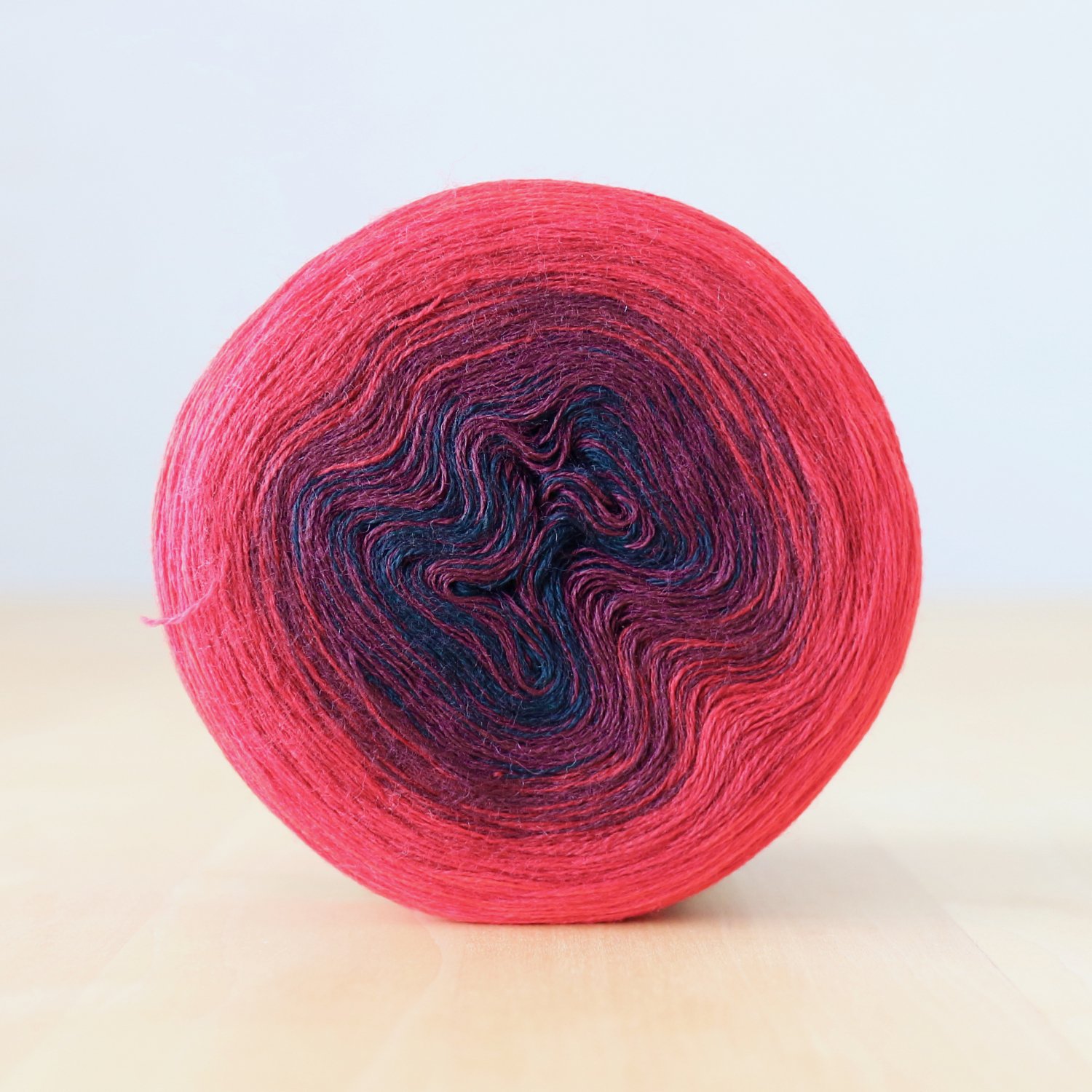 Jolly knits<br>Gradient Yarn Merino 3PLY1000m<br>X-MAS