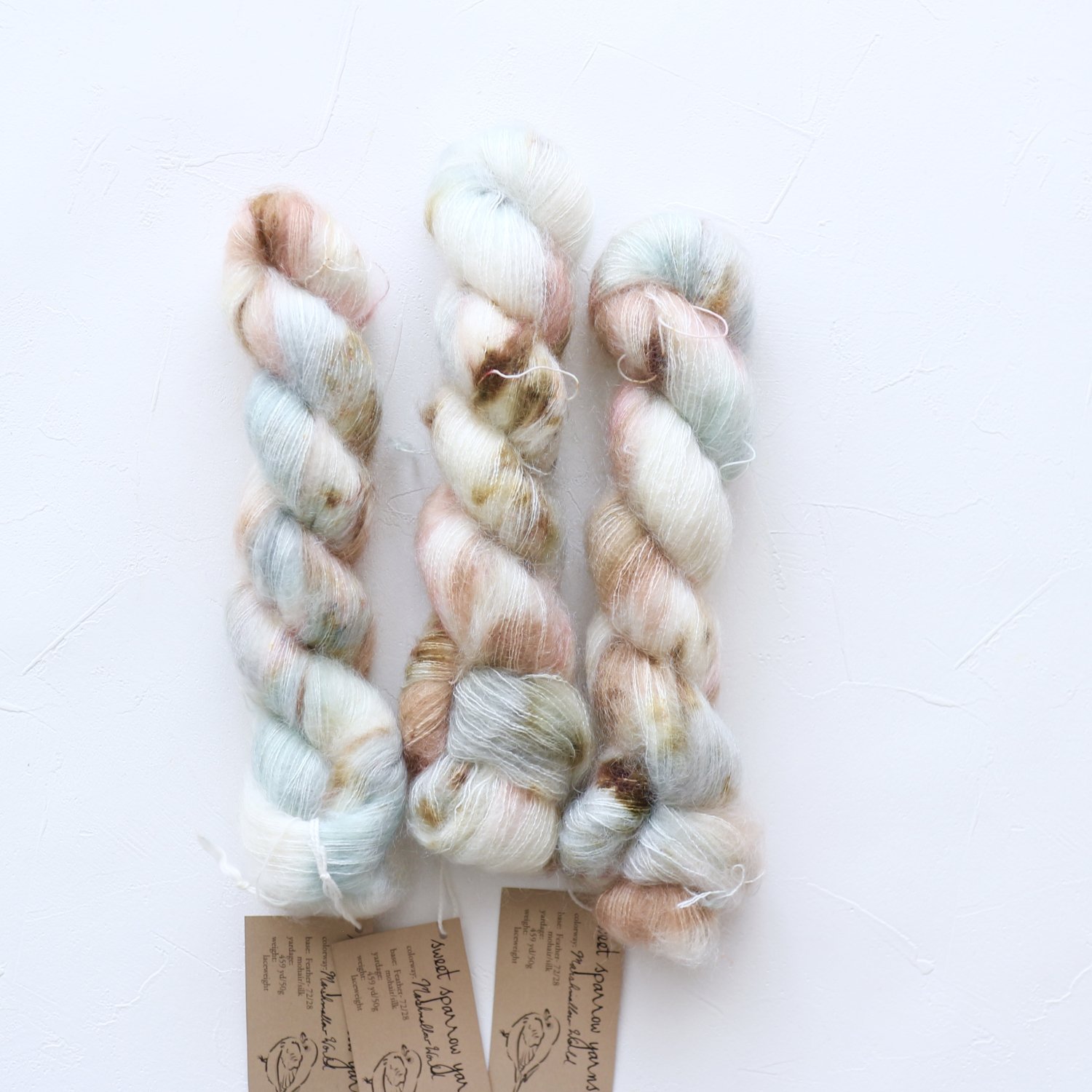 【SweetSparrowYarns】<br>feather<br>marshmallow world