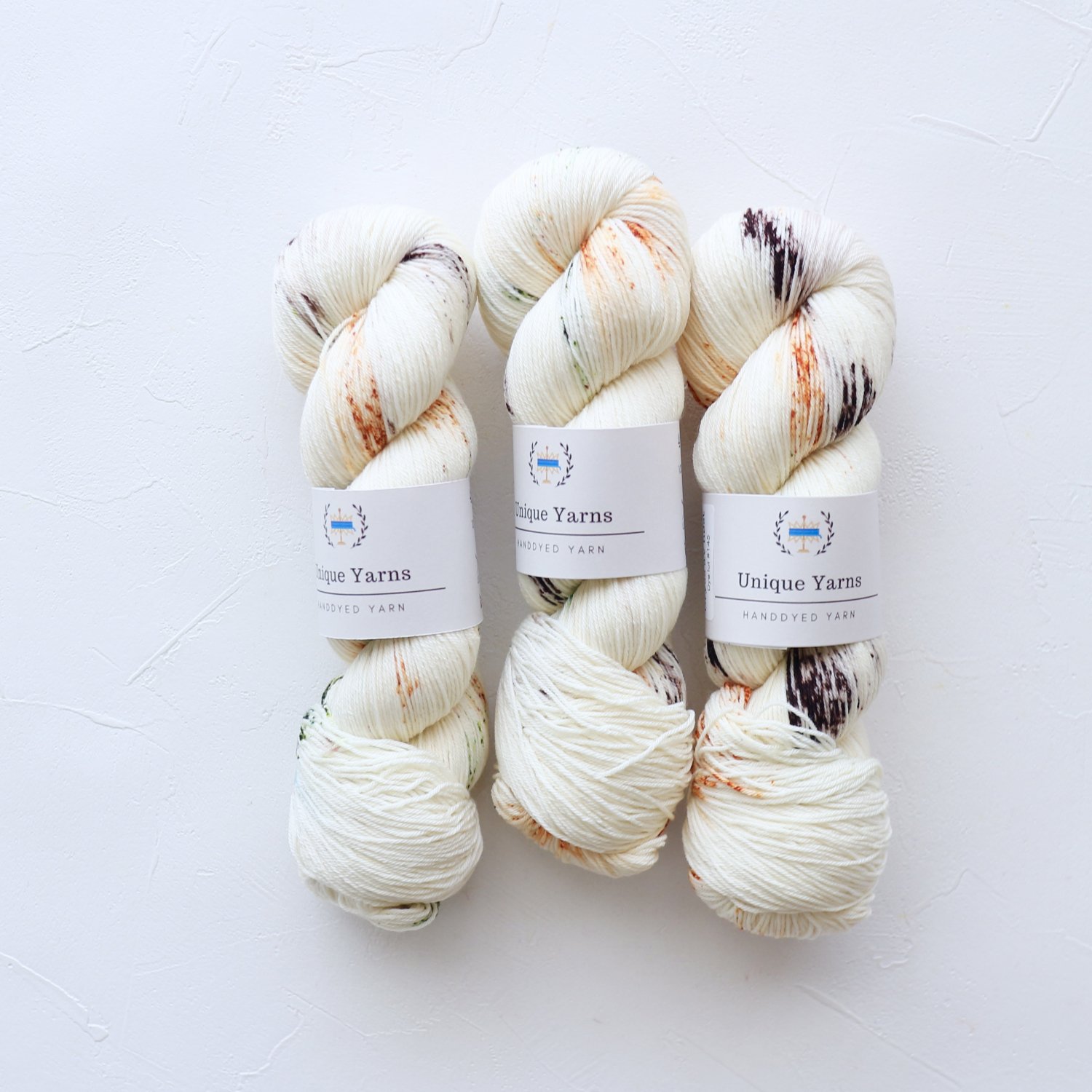 【Unique Yarns】<br>4-ply Pure Merino Wool<br>Dryss av host