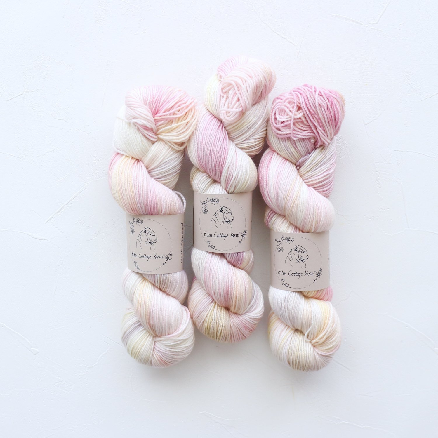 【Eden Cottage Yarns】<br>Pendle 4ply<br>Sweet Pea