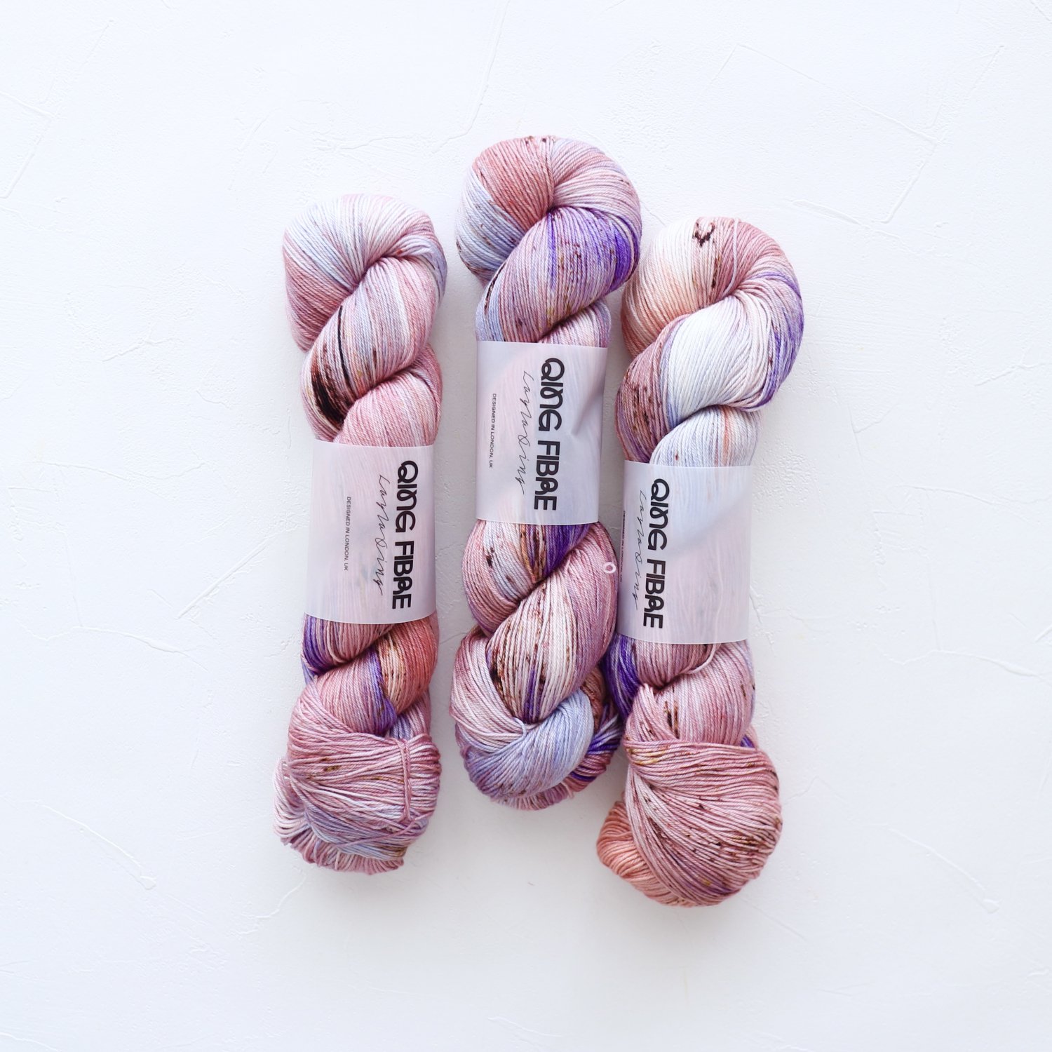 Qing Fibre<br>Merino Fingering<br>Amour