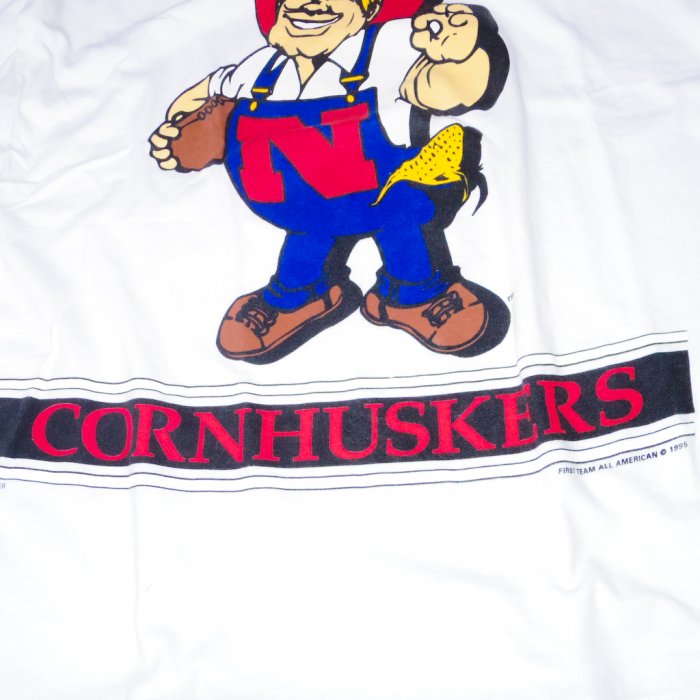 NEBRASKA CORNHUSKERS T-shirt