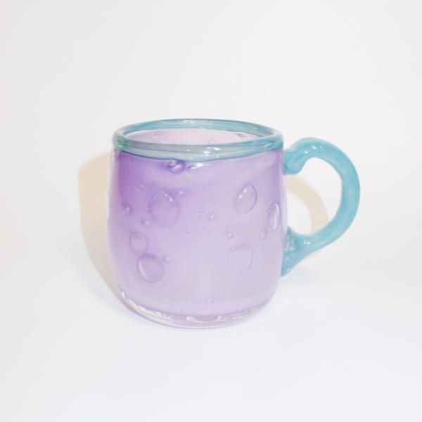 miwa itouピンク ガラスカップ 青い持ち手付き miwa itouピンク ガラス