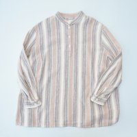 STRIPED STAND COLLAR SHIRT<img class='new_mark_img2' src='https://img.shop-pro.jp/img/new/icons10.gif' style='border:none;display:inline;margin:0px;padding:0px;width:auto;' />