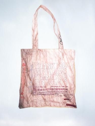 SVC - REALSKIN TOTE BAG<img class='new_mark_img2' src='https://img.shop-pro.jp/img/new/icons10.gif' style='border:none;display:inline;margin:0px;padding:0px;width:auto;' />