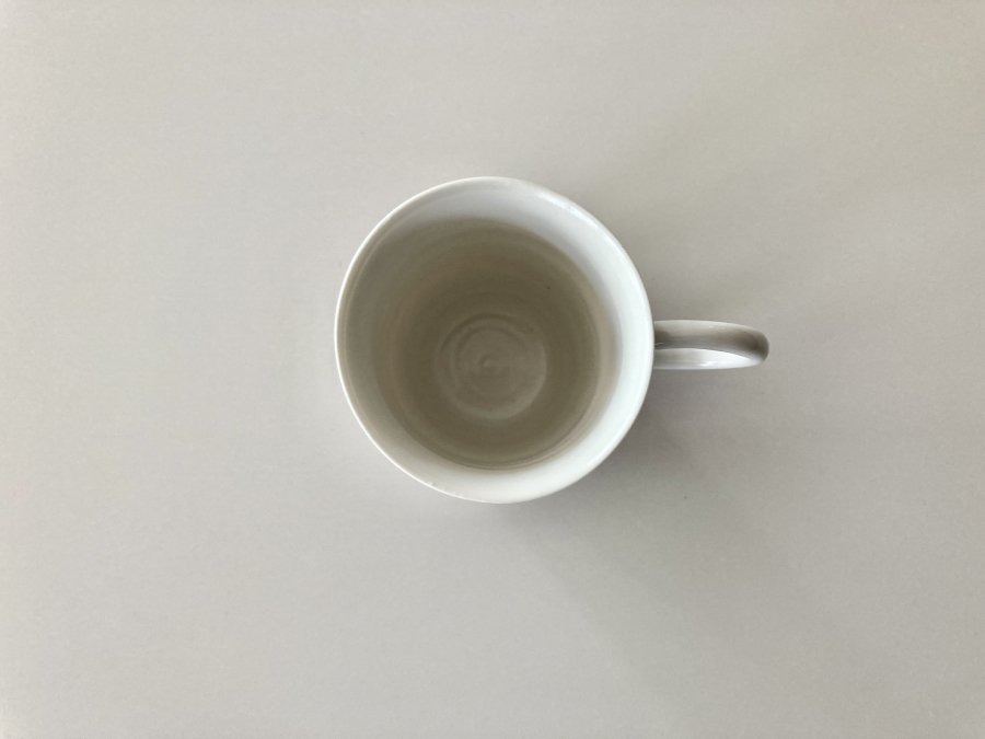 白磁マグカップ White porcelain mug