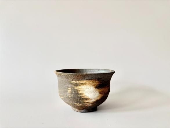 田宮亜紀さん　壺　小 壺と生きる。A Life with a Pot ─ Aki Tamiya – BaBaBa