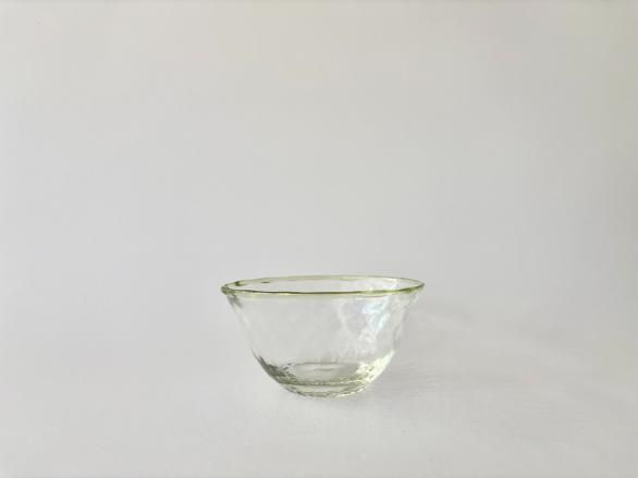 巳亦敬一さんのガラスボウル　鉢 台付きボウル Glass bowl