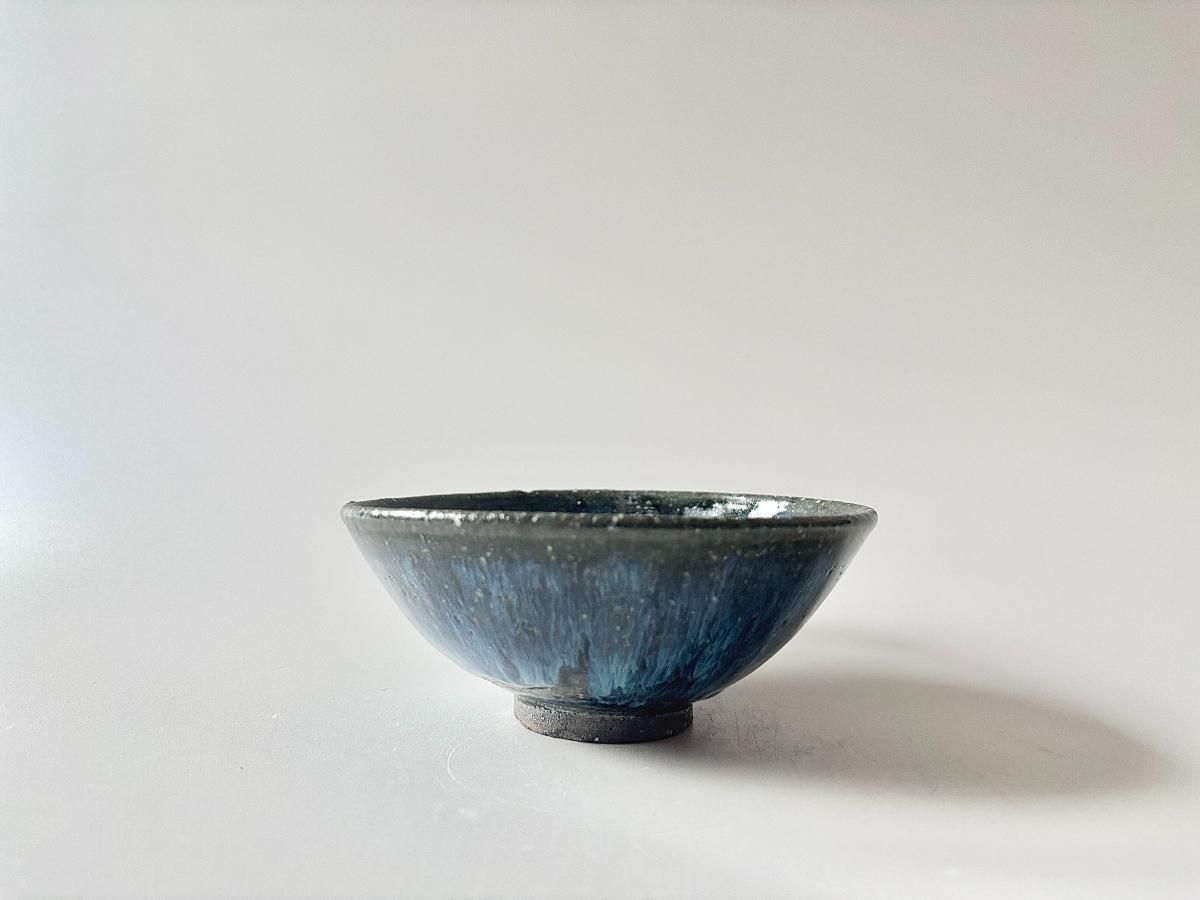 桃源窯 吉田喜彦 黒釉 花入 共箱 (師 荒川豊蔵) 花器 茶道具【k2972】 Yahoo!オークション -「吉田喜彦」の落札相場・落札価格