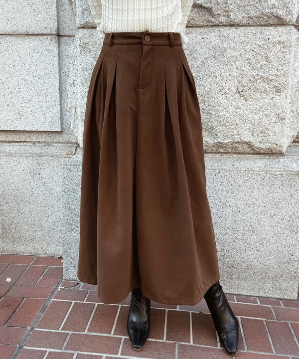 Elegant flare skirt