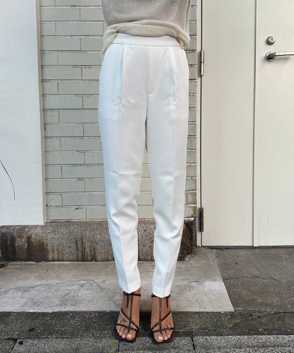 Center press tapered pants - esutoreja-エストレジャ-｜レディースファッションブランド