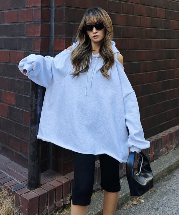 Open shoulder hoodie