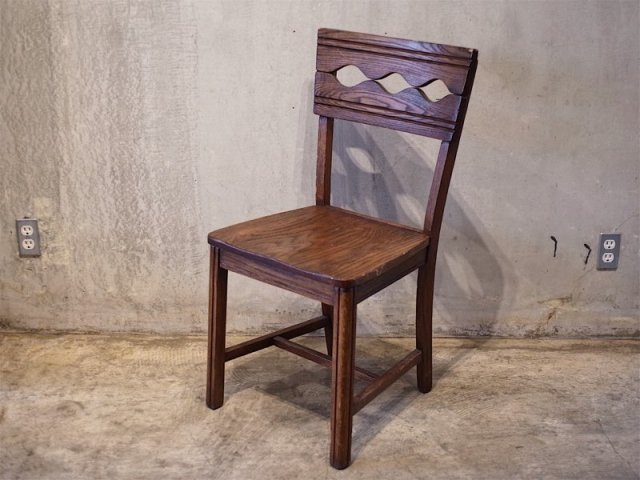 no.24 CHAIR