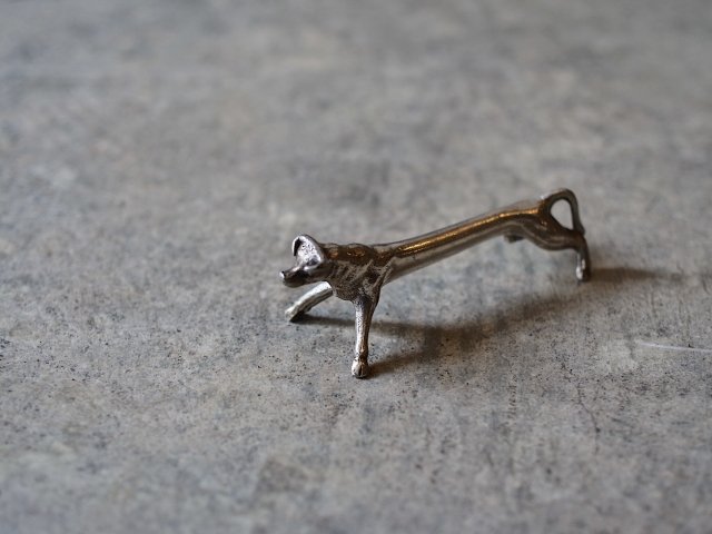 no.40 CUTLERY REST(COW)