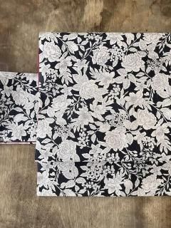 着物・帯リメイク素材 黒地に鶴と金色花柄 袋帯 袋帯 中古・リサイクル着物