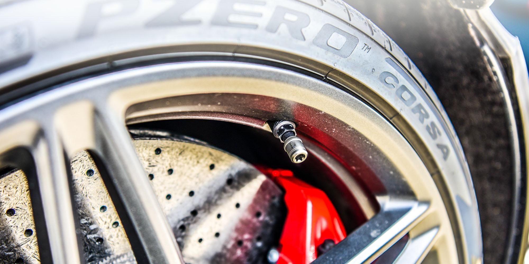 An ICONIC Titanium Fastener. ＼ Thunder Bolt Titanium Japan Online.